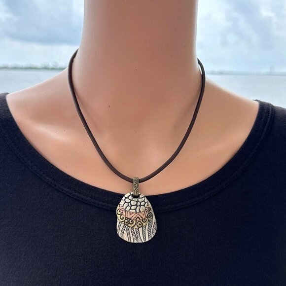 Lia Sophia Necklace Multi Tone Pendant Adjustable Length - Picture 2 of 5